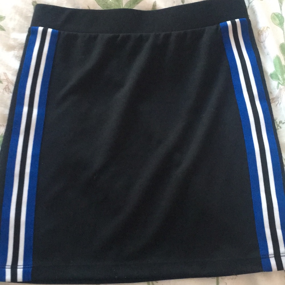 STRIPED SKIRT